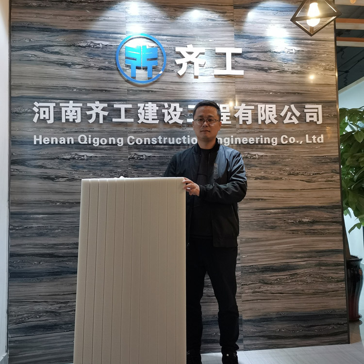 較厚復合層的擠塑保溫板 較厚復合層的擠塑保溫板